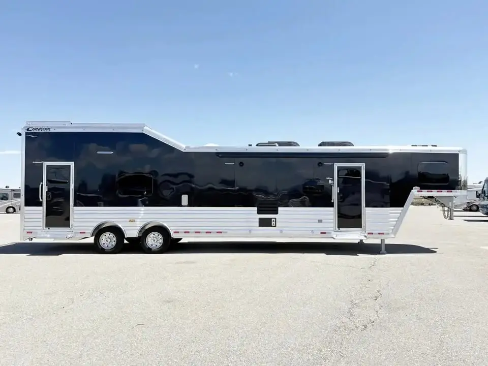 2027 Cimarron Freedom Toyhauler lq