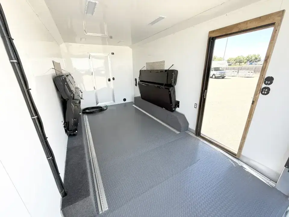 2027 Cimarron Freedom Toyhauler lq photo 7