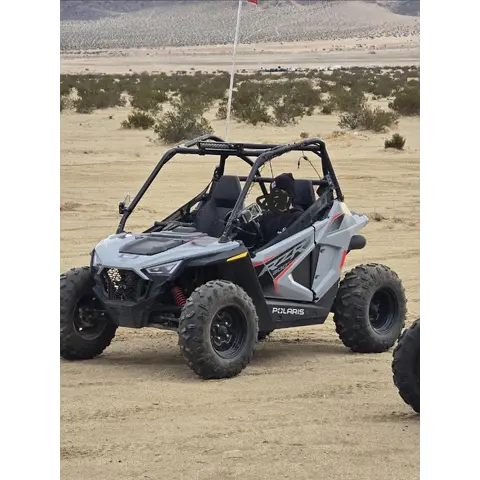 Polaris RZR 200 EFI — SXS/UTV