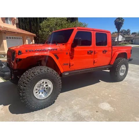 2020 JEEP RUBICON GLADIATOR — Jeeps