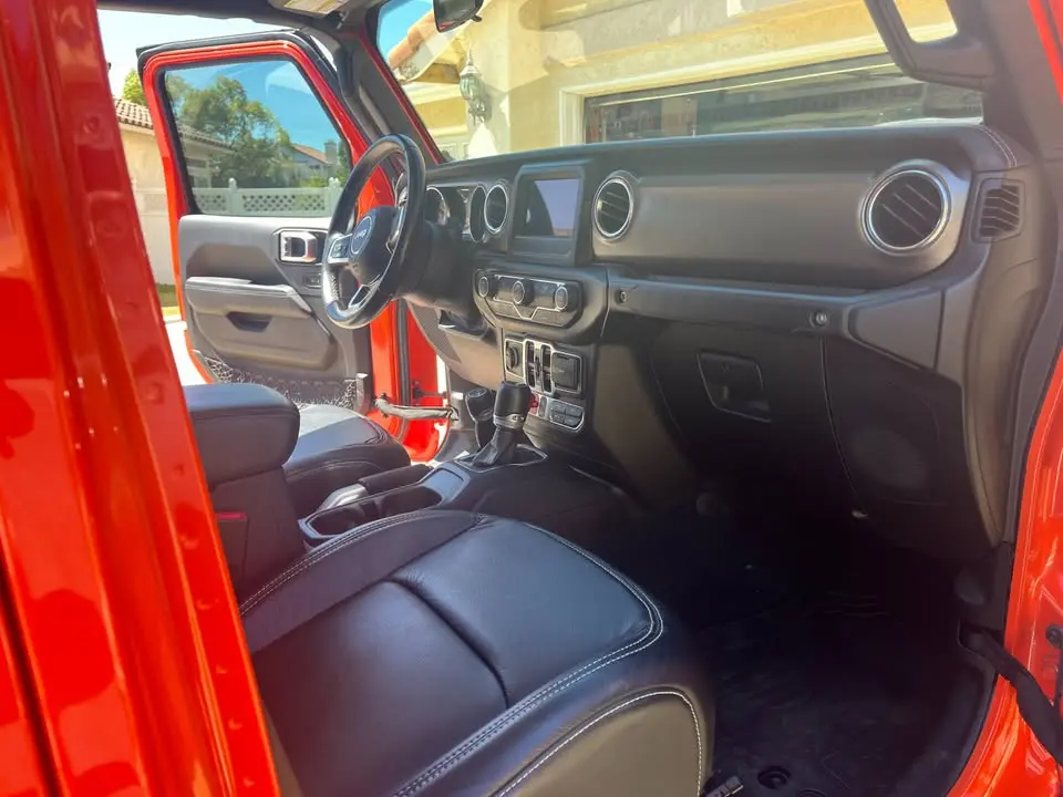 2020 JEEP RUBICON GLADIATOR photo 9