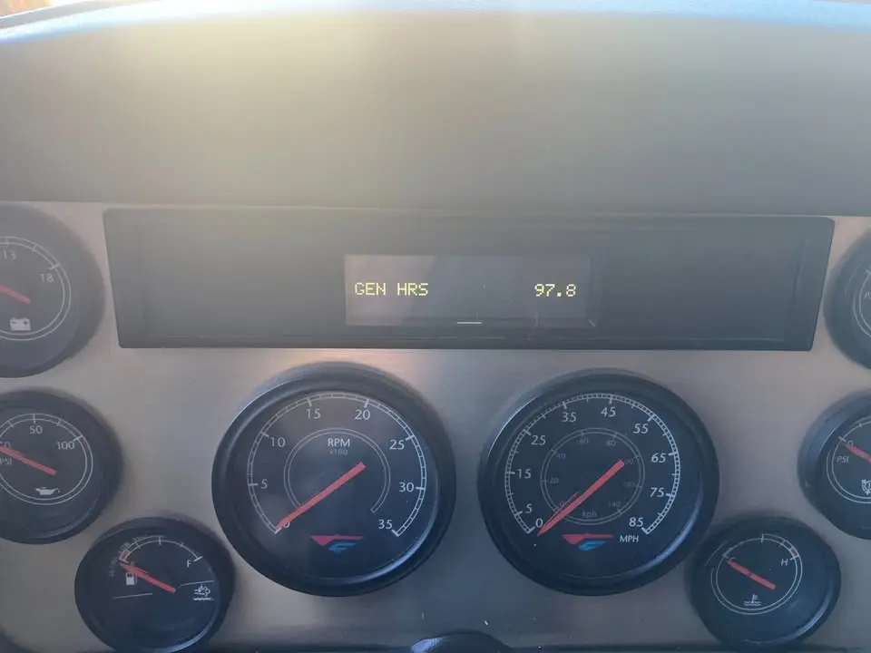 2013 Fleetwood Excursion Diesel 35B photo 7