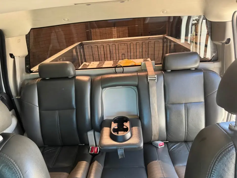 2009 Chevrolet 2500 Crew Cab photo 8
