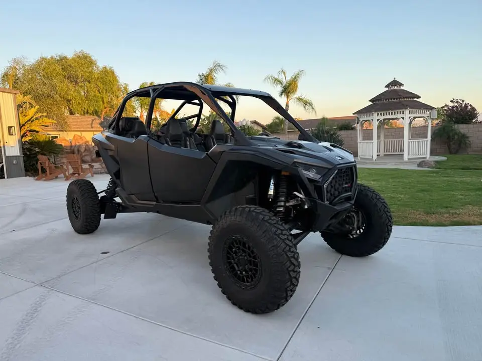 2025 Polaris Pro R 4 Ultimate photo 2