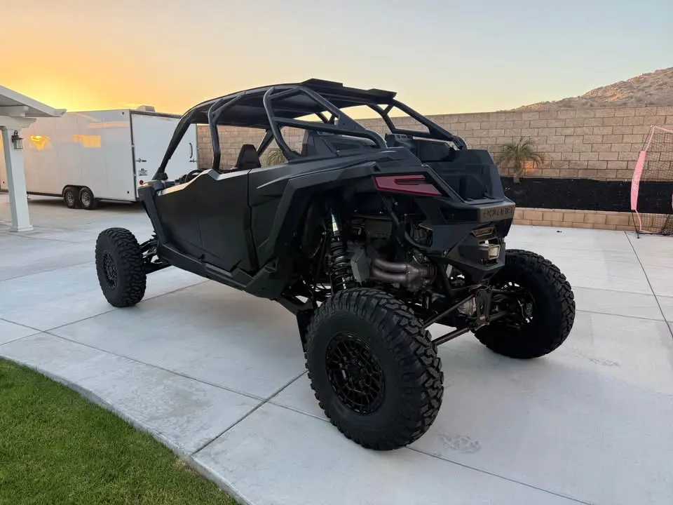 2025 Polaris Pro R 4 Ultimate photo 3