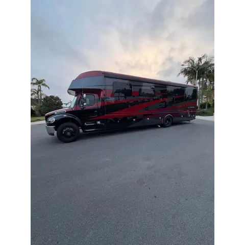 2023 Tiffin Motorhomes Allegro Bay — Enclosed Trailers